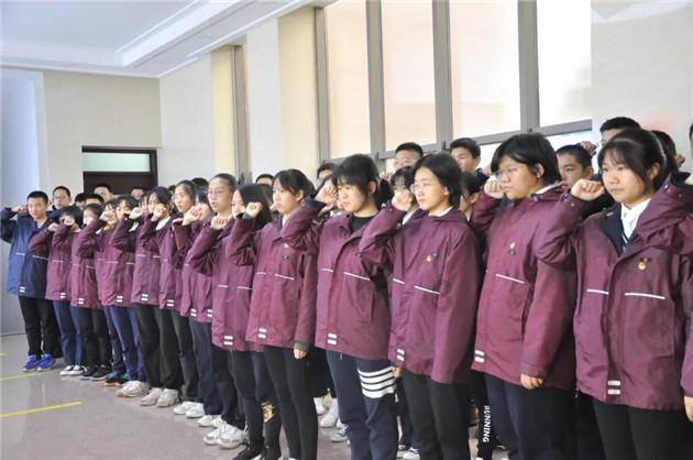 鸡皮肤怎么变光滑.游戏画面